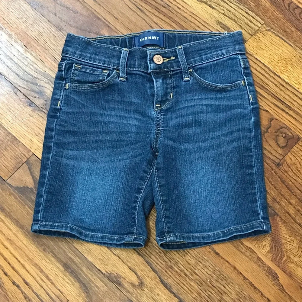 Old Navy Denim Blue Jean Shorts School Uniform Bottoms Size Small 6 / 7 Regular